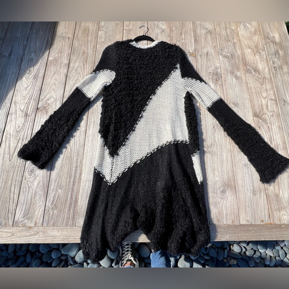 Free People - Picture 3 of 3
